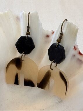 Black & Cream Horn Drop Earrings